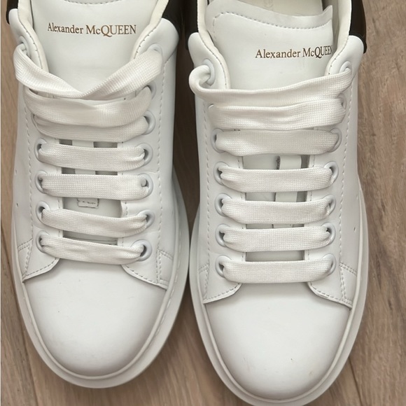 Alexander McQueen platform shoes - Picture 4 of 5
